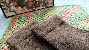 Носки из Дундаги / "ланчмат" крючком / квадраты для пледа / шапка.