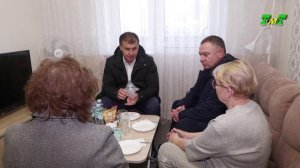 Глава Тахтамукайского района поздравил  двух мам участников СВО