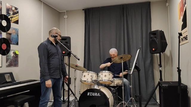 Ничего не говори. Якубович на барабанах.