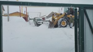 Трактор в помощь, но и он не смог