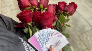 "Дарите женщинам цветы": акция муниципального округа Северное Медведково и молодежной палаты района