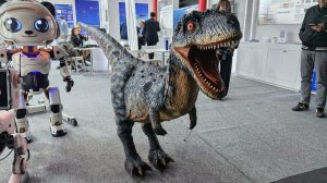 Неудачное изобретение, супер шины Nokian и робот динозавр.