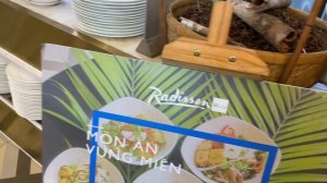 Завтрак в отеле Radisson Blu Resort Phu Quoc