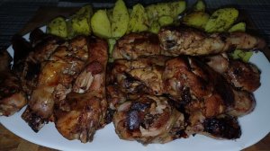 Куриные голени в газированной воде.