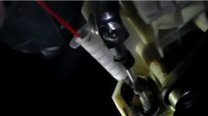 Примёрз трос кпп !Как бороться?Самый простой способ решения этой проблемы.