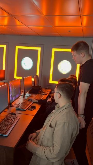 Кибербезопасность в действии: от теории к охоте на злоумышленника.