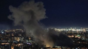 Ракетный шторм, французские истребители и разрушения: что известно о ситуации на Ближнем Востоке