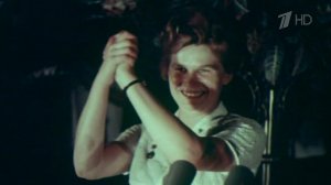 Валентина Терешкова принимает поздравления с днем рождения.