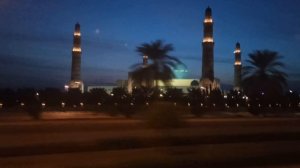 Проезжаем мечети в подсветке!