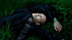 Сталкер читает стихи Арсения Тарковского.