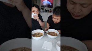 Шиндр Мындр очередной мукбанг куда столько Жрут