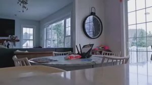 СЕЛЬЧАНКА В АМЕРИКЕ / УБИРАЮ ДОМА БОГАТЫХ АМЕРИКАНЦЕВ ХАУСКИПИНГ В США РАБОТА