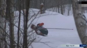 Собака сбила с ног двух лыжниц во время гонки на чемпионате России.

Животное выбежало на трассу на