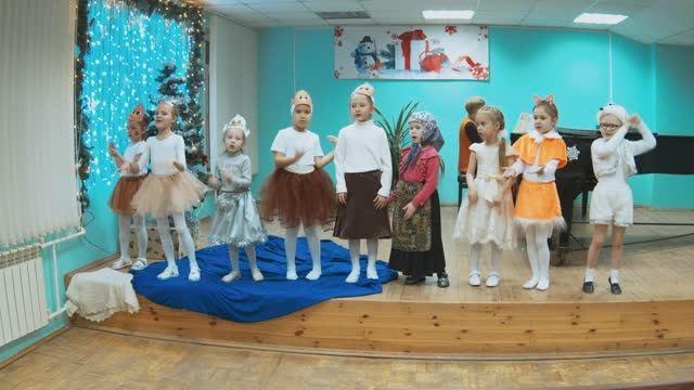 Детский спектакль  2 камеры