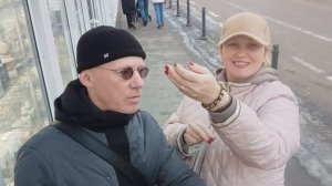 На улочках Светлогорска, покупка янтарного браслета.