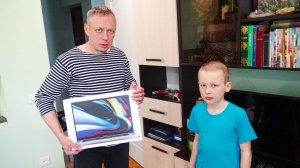 ГРИФЕР УКРАЛ 249 900 РУБЛЕЙ У ОТЦА И КУПИЛ МАКБУК В РЕАЛЬНОЙ ЖИЗНИ ДЛЯ МАЙНКРАФТ!