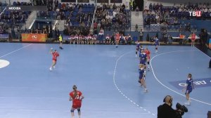 На стадионе "Динамо" сыграли все звёзды женского гандбола России