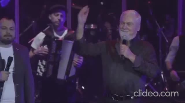 ВИКА ЦЫГАНОВА ЯРОСЛАВ СУМИШЕВСКИЙ АЛЕКСАНДР КРУГ     ЗОЛОТЫЕ КУПОЛА.mp4