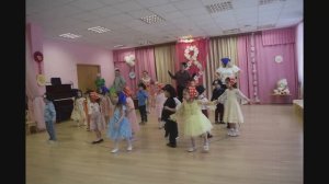 Праздник к 8 Марта ТРИ КОТА в группе Капелька