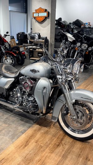 2014 HD Road King Special 103 ABS (VIN *5HD*1240)