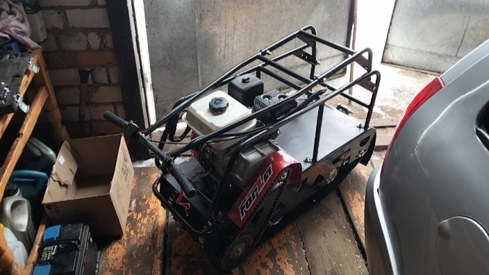 56. Знакомство со снегоходной техникой. Мотобуксировщик МБС 1-С.