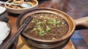 Шанхай. Китай. Зашли покушать