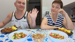 Мукбанг предпраздничный ужин и ДЕЛОВОЙ муж! ДЕНЬГИ или ЗДОРОВЬЕ, что ВАЖНЕЙ?! Семейный ужин в России