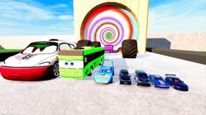 МУЛЬТИКИ ПРО МАШИНКИ МОНСТР ТРАК ПРОХОДИТ ИСПЫТАНИЯ