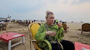 Irina hindi life/Шарад пришёл в гости. Муж нечаянно надел мою футболку.