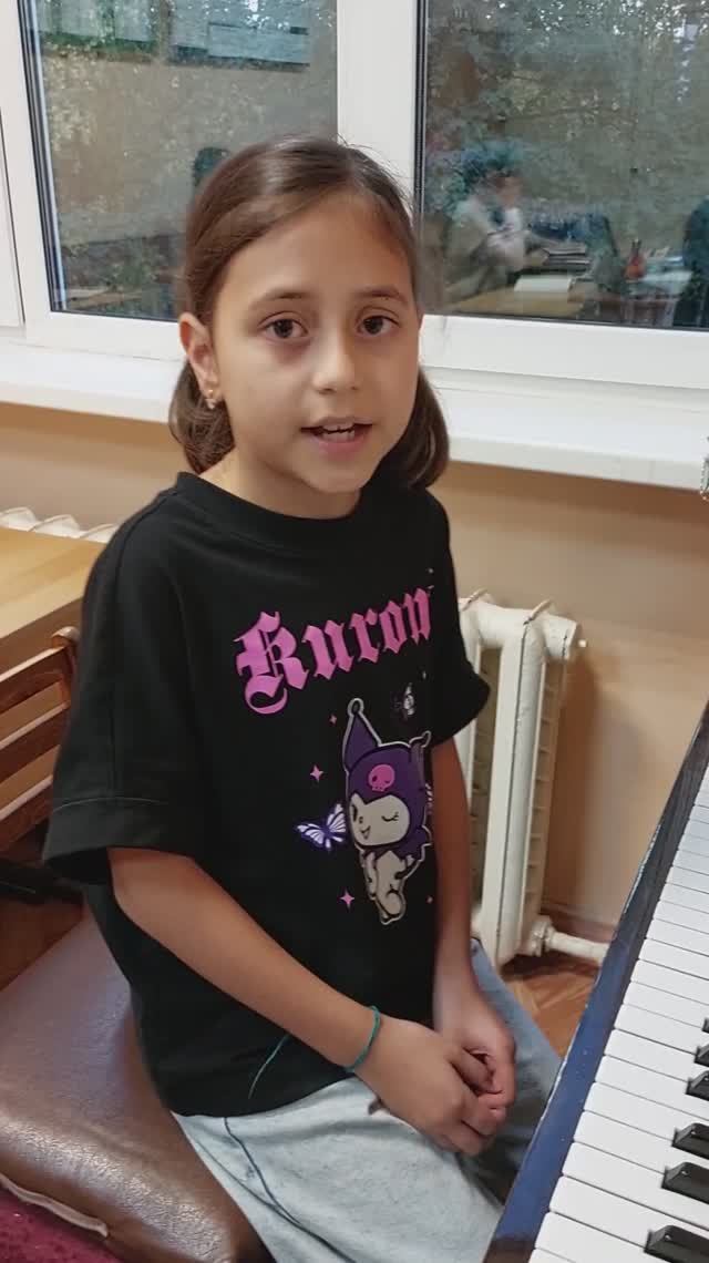 Главные трезвучия с обращениями в Ля бем. маж. Чапала Варвара 4кл.