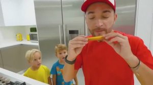 Влад и Ники - Магазин мороженого