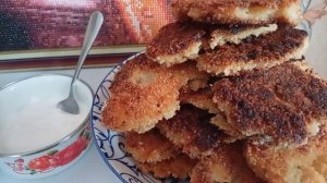 Котлетки картофельные! В панировочных сухарях! На зубах скрепят так и надо мне 😋😋😋!