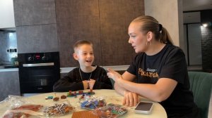 Собираем Лего с сыном