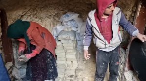 232ч.Пережить самую суровую зиму:  невероятная история Марьям и ее детей