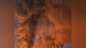 🇷🇺💥🇺🇦Огромный столб огня и взрывы: Одесса под массированной атакой

▪️Взрывы, столб огня и дыма
