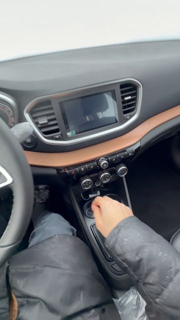 НОВАЯ LADA VESTA SW CROSS холодный запуск