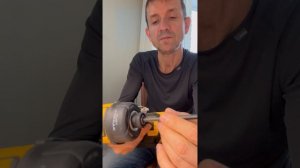 Как переделать импакт азиатским патроном под европейские биты.Dewalt DCF870.