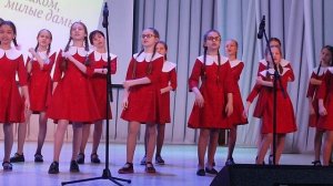 "Колдунье не колдуется"   ( муз. И.Хрисаниди, сл. М.Бородицкой )