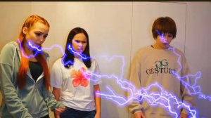 АМЕЛЬКА Читает Мысли Своих Друзей!