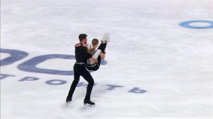 В Челябинске стартовал второй день Финала Гран-при России по фигурному катанию.