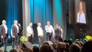 БКЗ Октябрьский.Праздничный концерт.