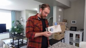 Вы будете в шоке что мы нашли в потерянных по сылках по $5!(Happy Family in CANADA)