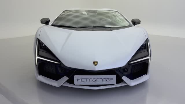 Lamborghini Revuelto 2026 обзор