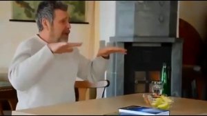 Захватчики начали проникать на Землю 500 000 лет назад.