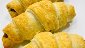 Круассаны с шоколадом и бананом
