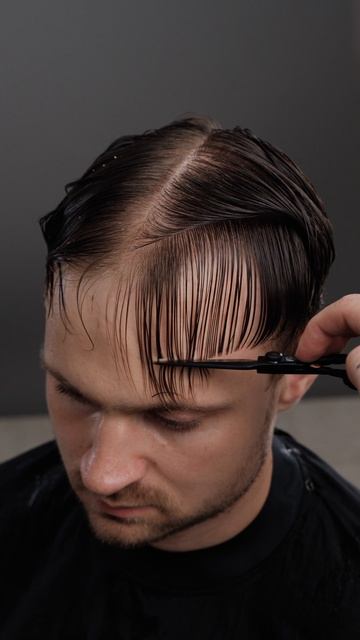 Стрижем челку