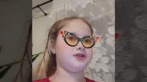 софишка всех поздравляет