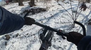 Прокатился по снегу . Март Снег.