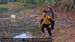 🎥ПОЛНОЕ ВИДЕО: 25 дней как мальчик-Хайленд и красивая девочка строят ферму ловят рыбу и готовят еду