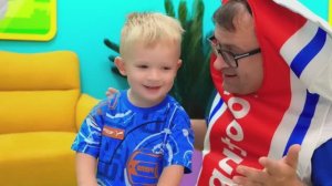 Диана и Рома - Оливер учиться чистить зубы